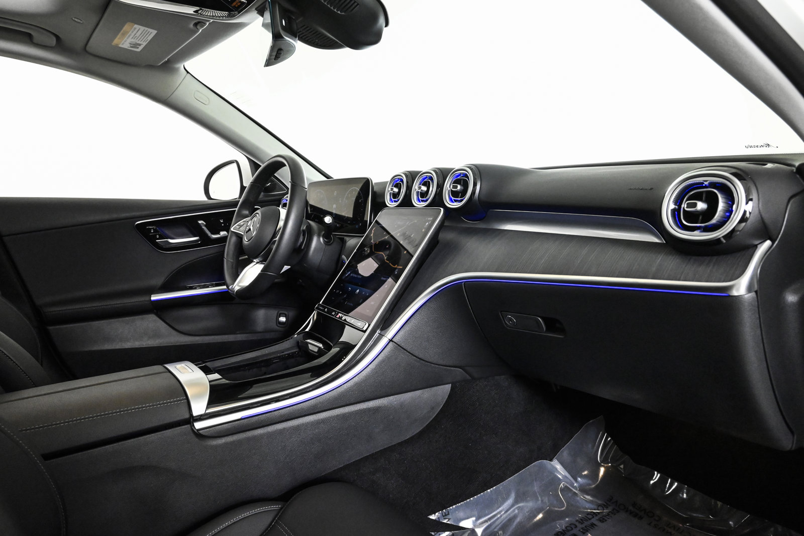 2025 MERCEDES-BENZ C-CLASS - Image 24