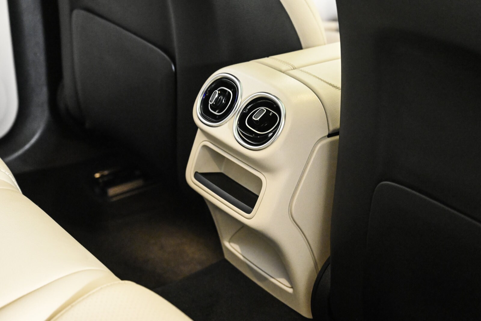 2026 MERCEDES-BENZ GLC-CLASS - Image 19