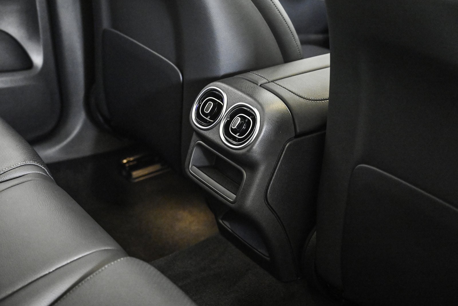 2026 MERCEDES-BENZ GLC-CLASS - Image 19