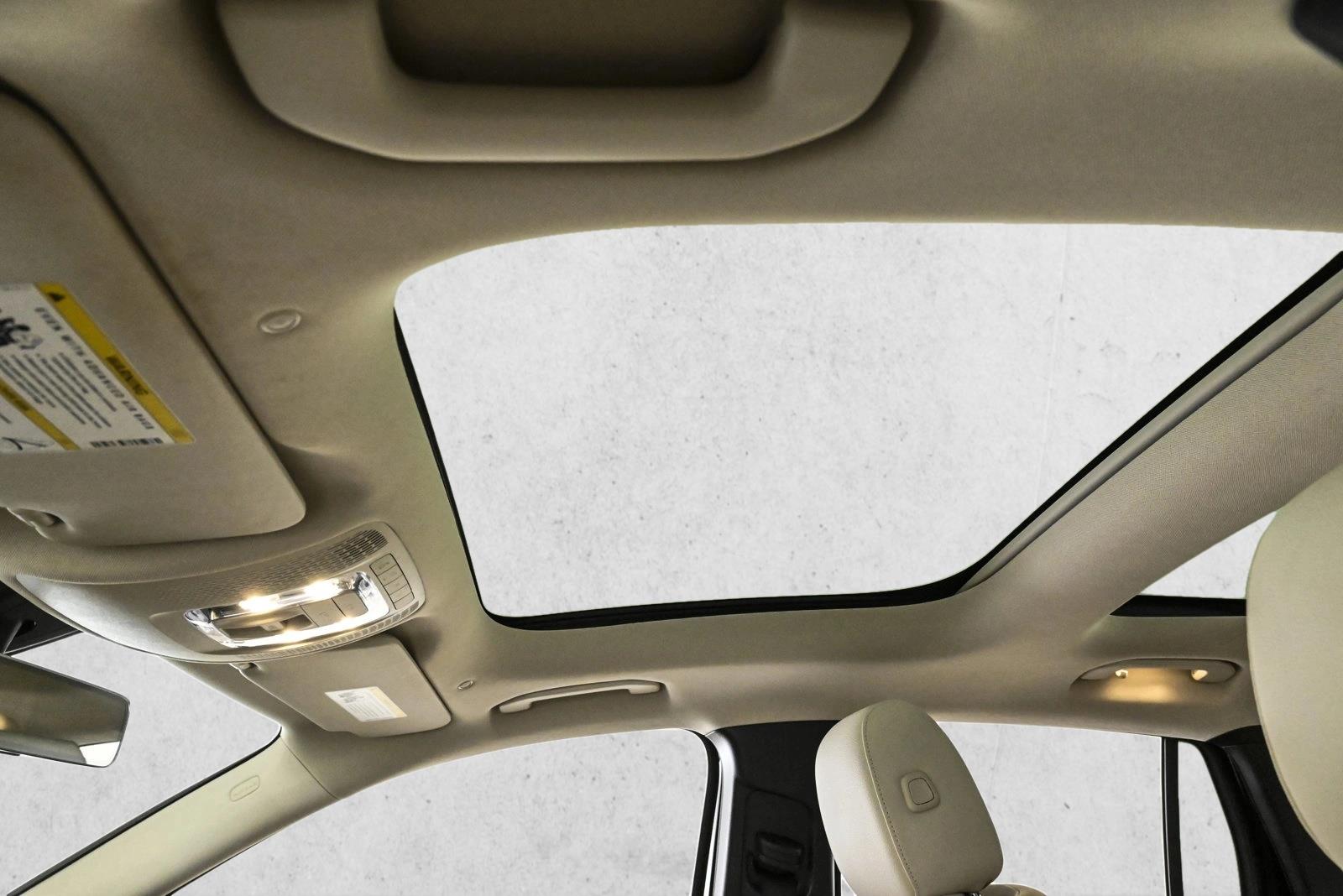 2022 MERCEDES-BENZ GLA-CLASS - Image 17