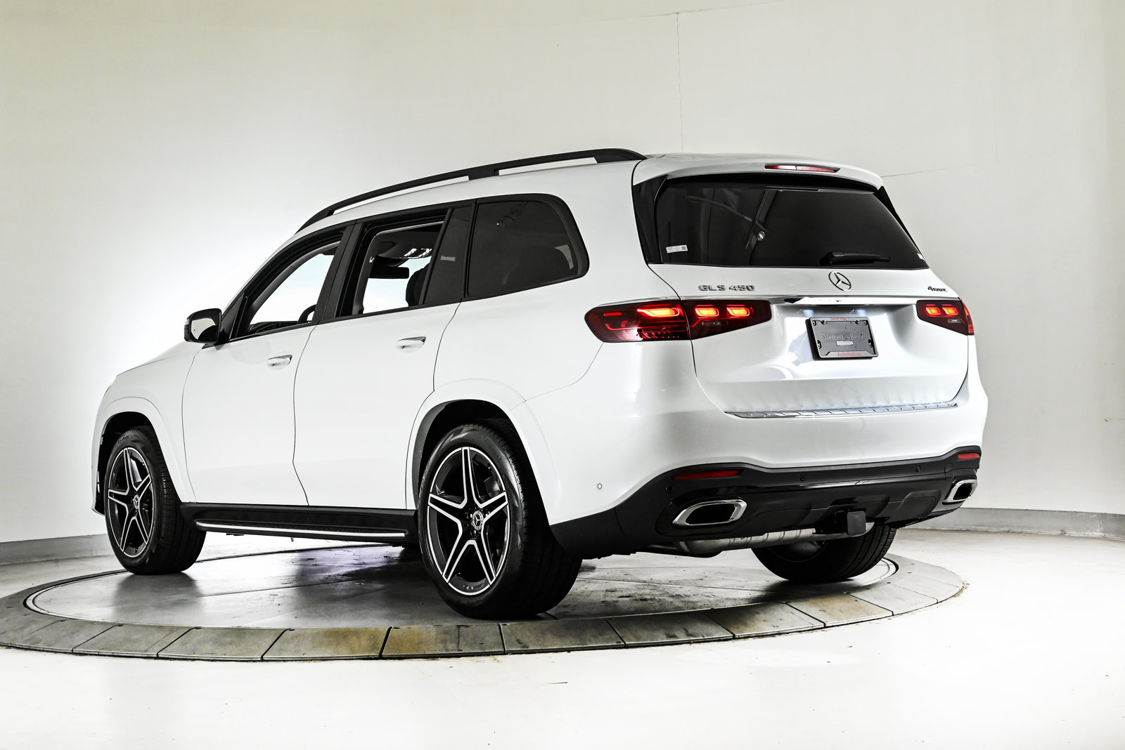 2026 MERCEDES-BENZ GLS-CLASS - Image 8