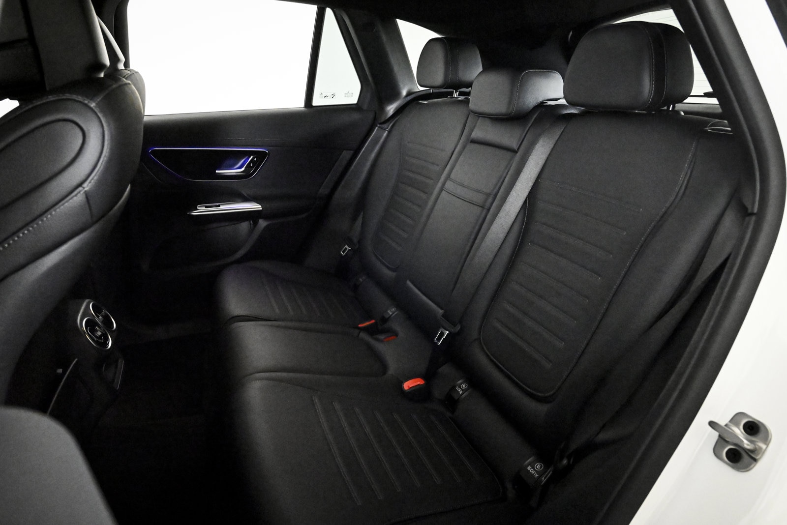 2025 MERCEDES-BENZ GLC-CLASS - Image 18