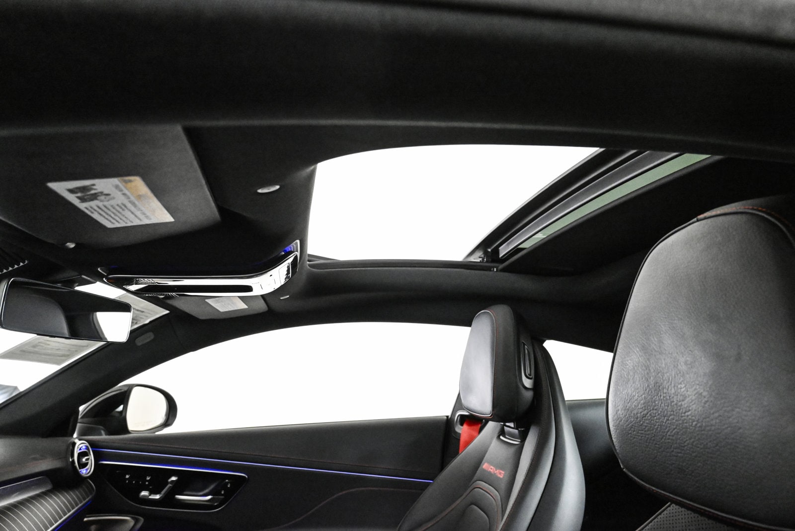 2025 MERCEDES-BENZ CLE - Image 17