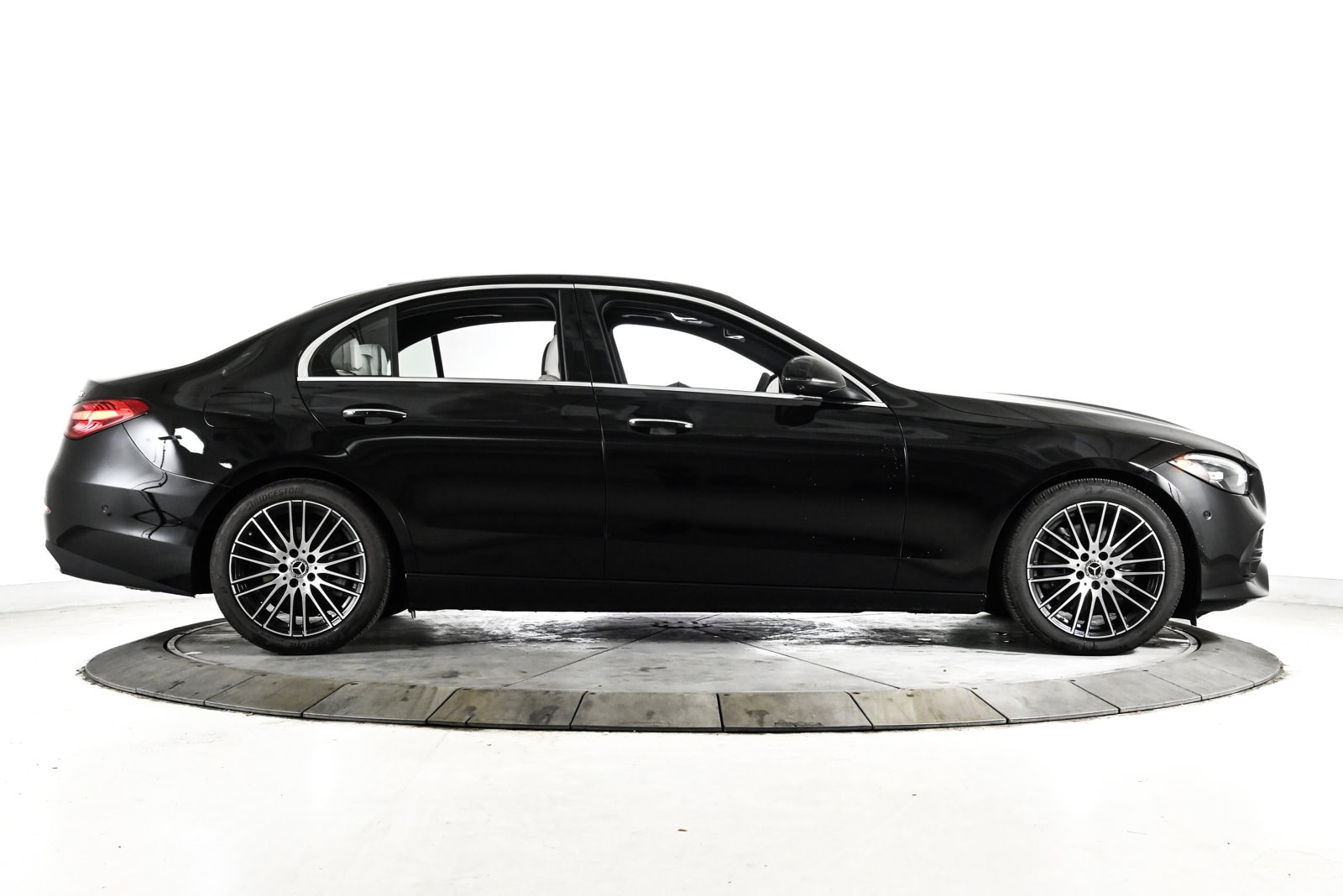 2023 MERCEDES-BENZ C-CLASS - Image 4