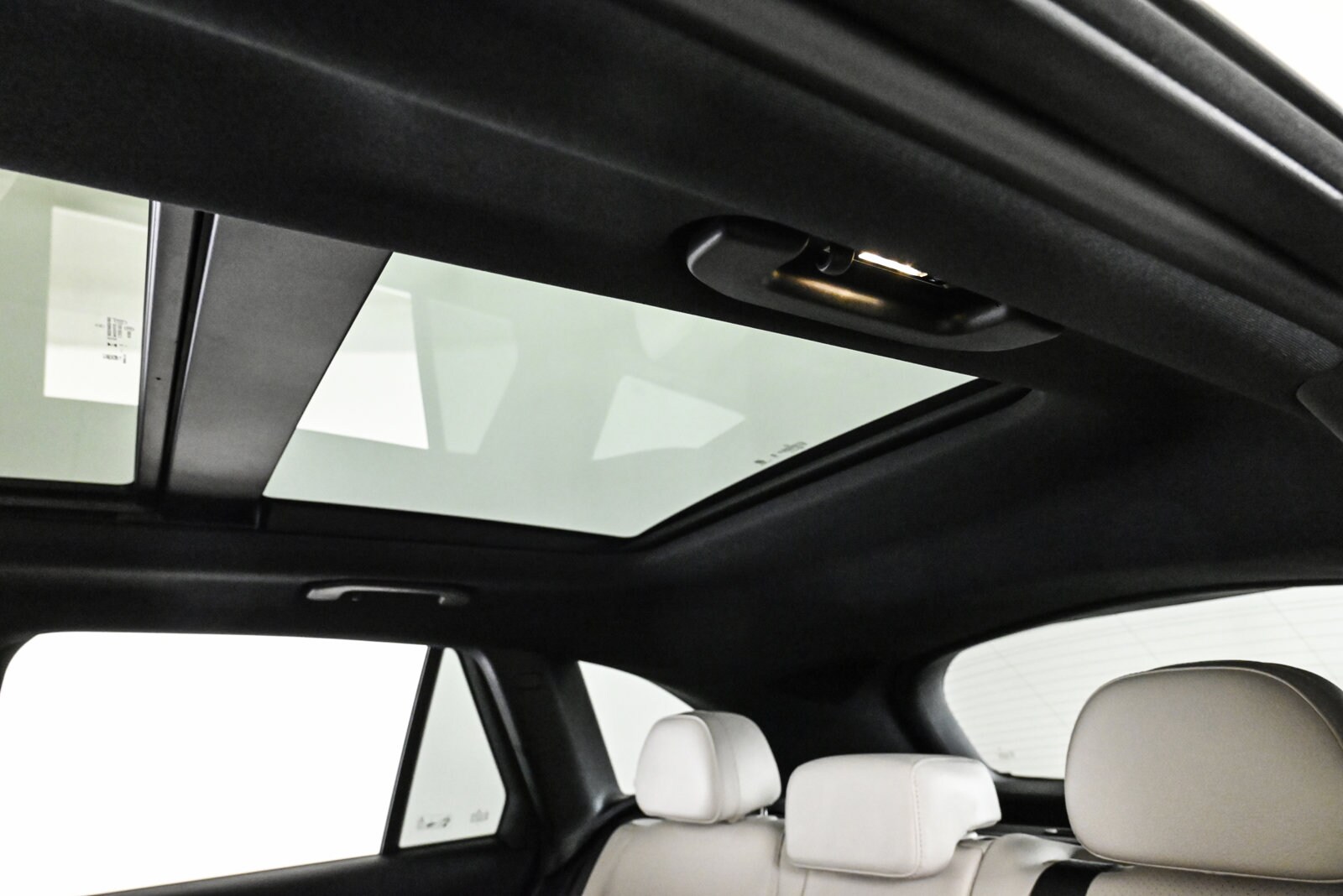 2026 MERCEDES-BENZ GLC-CLASS - Image 21