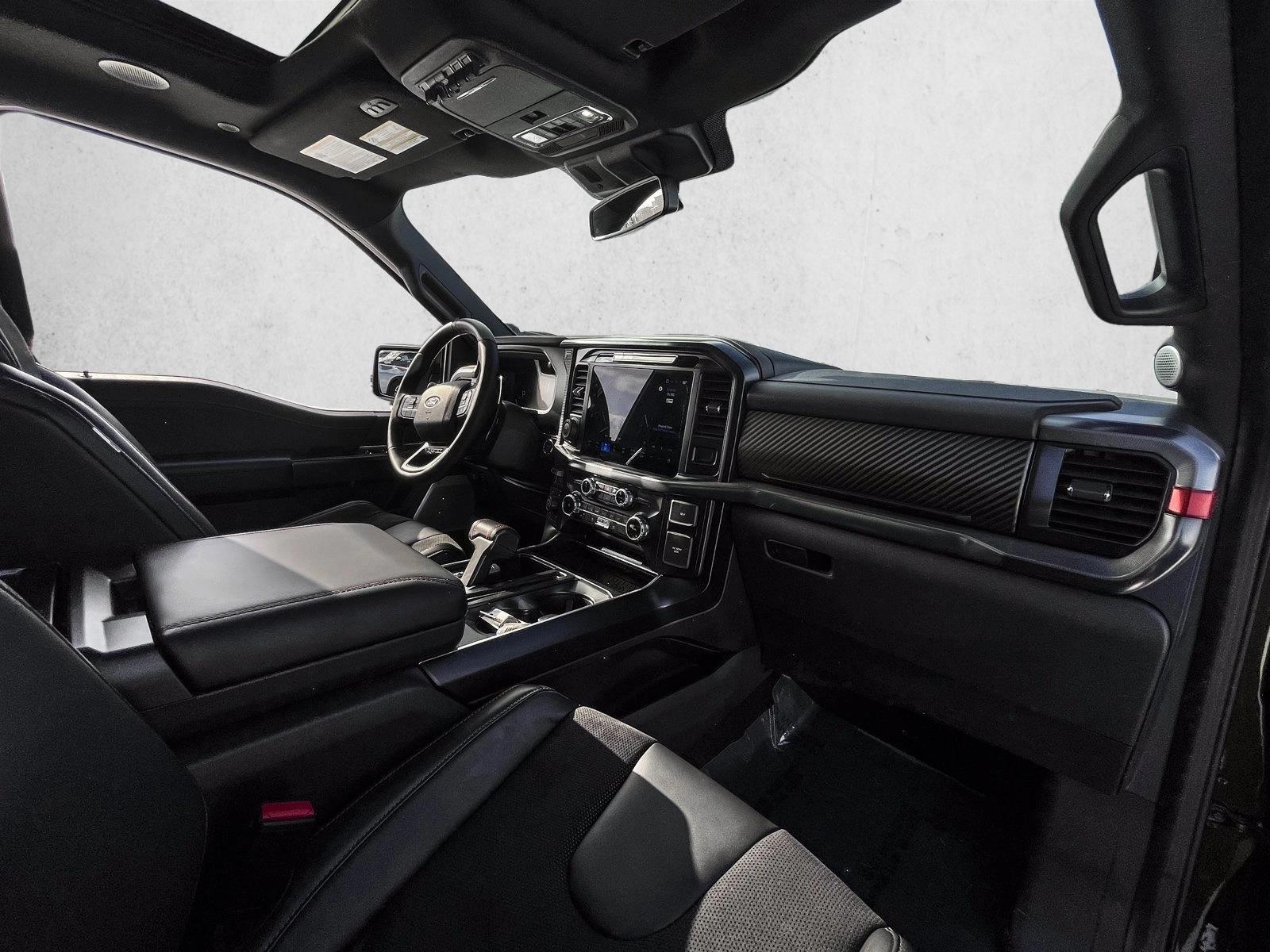 2025 FORD F-150 - Image 22