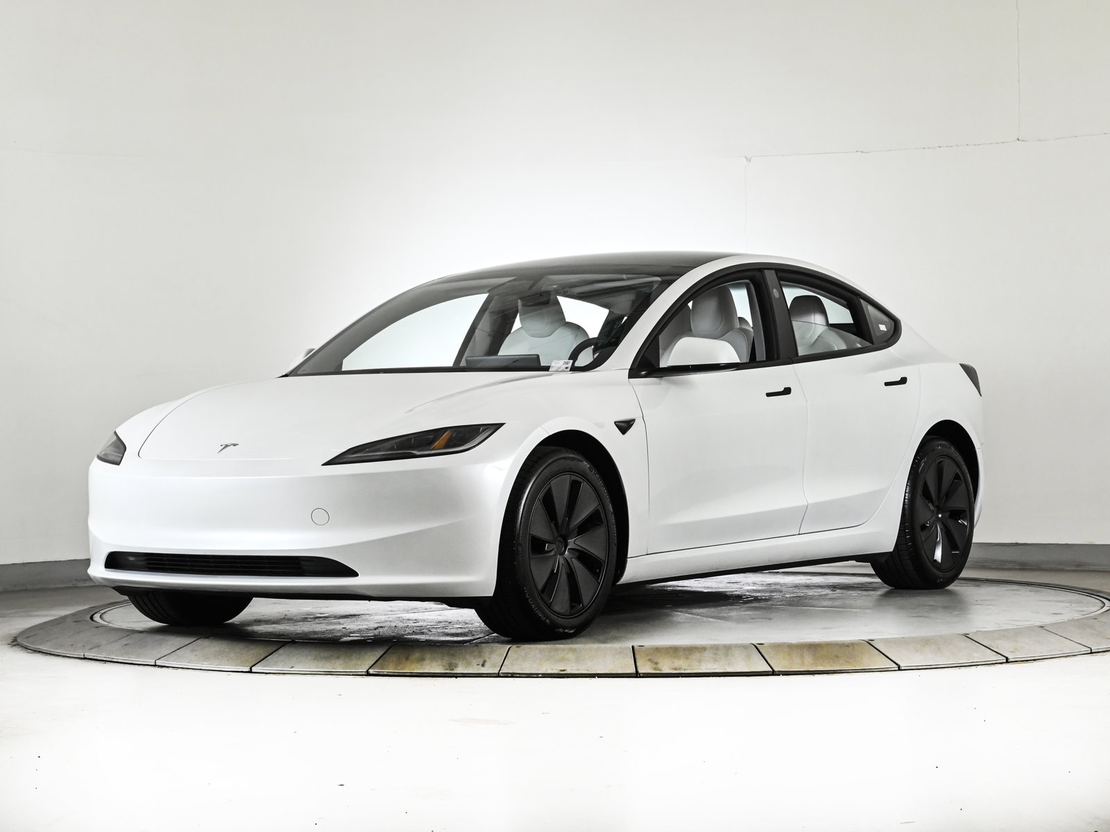 2025 Tesla Model 3 Long Range's photo