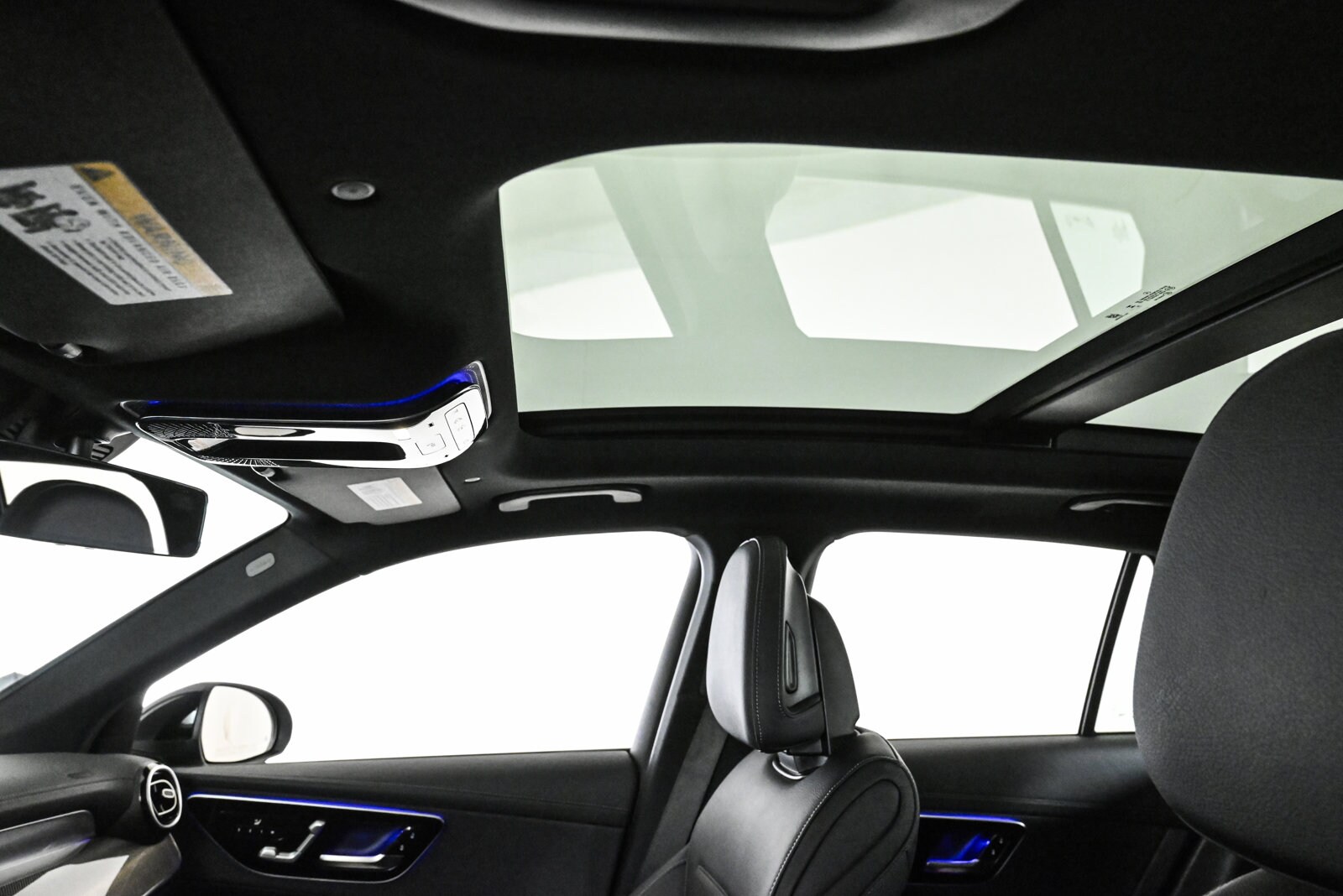 2025 MERCEDES-BENZ GLC-CLASS - Image 17