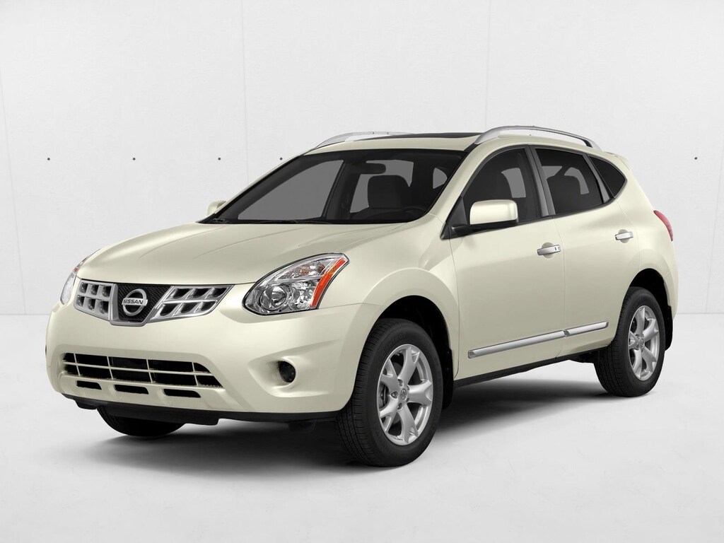Used 2015 Nissan Rogue Select S SUV