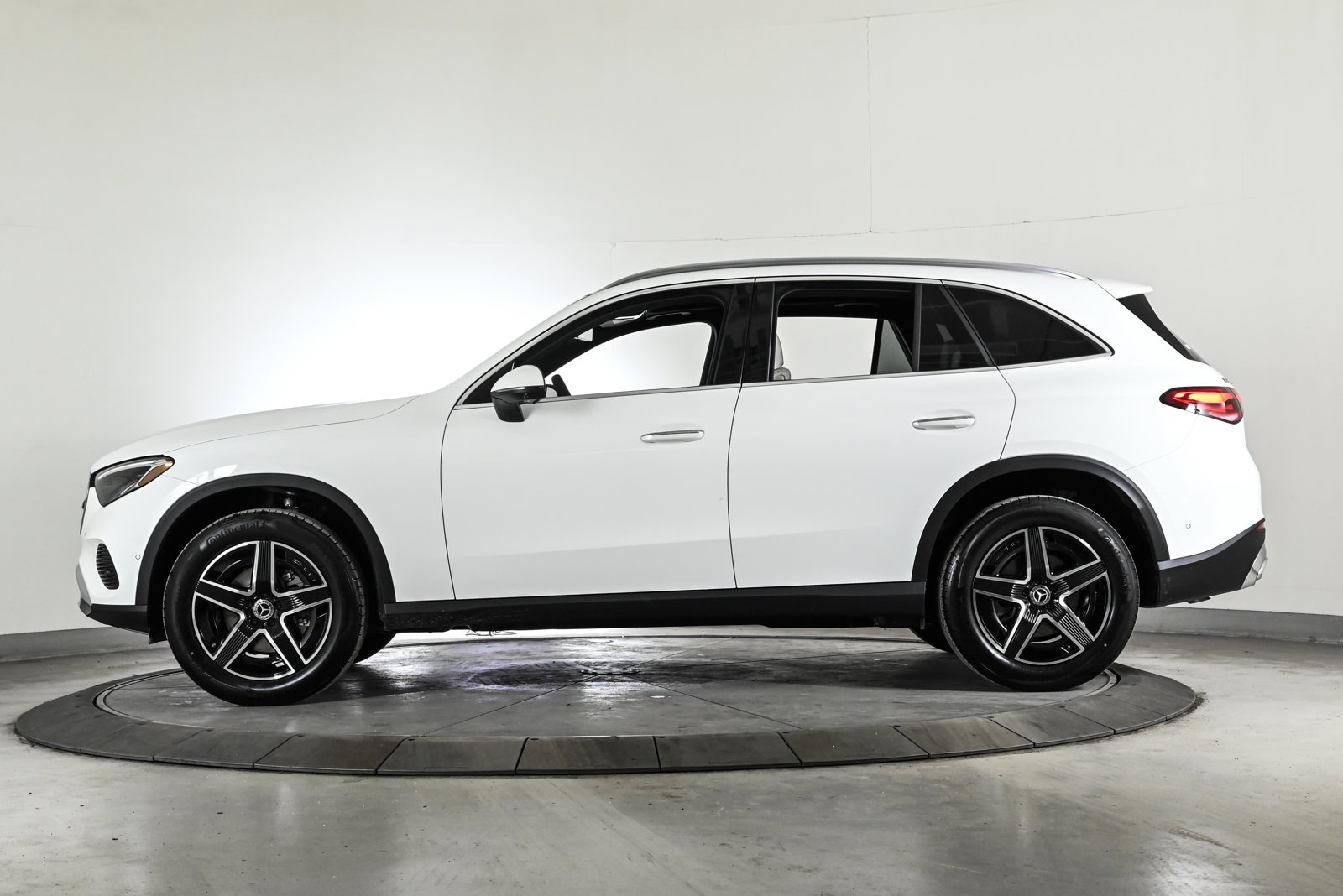 2026 MERCEDES-BENZ GLC-CLASS - Image 9