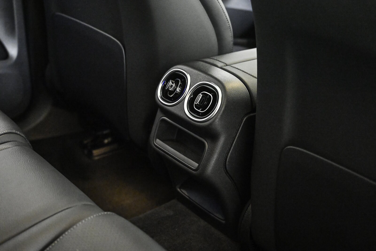 2026 MERCEDES-BENZ GLC-CLASS - Image 19