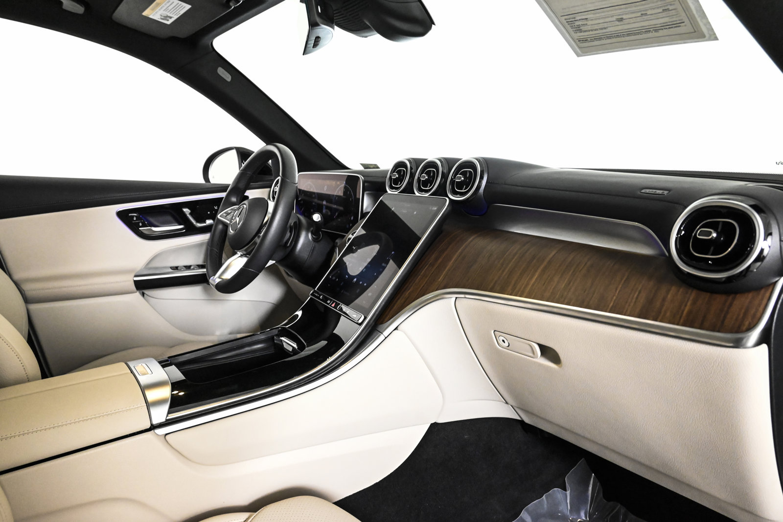 2024 MERCEDES-BENZ GLC-CLASS - Image 25