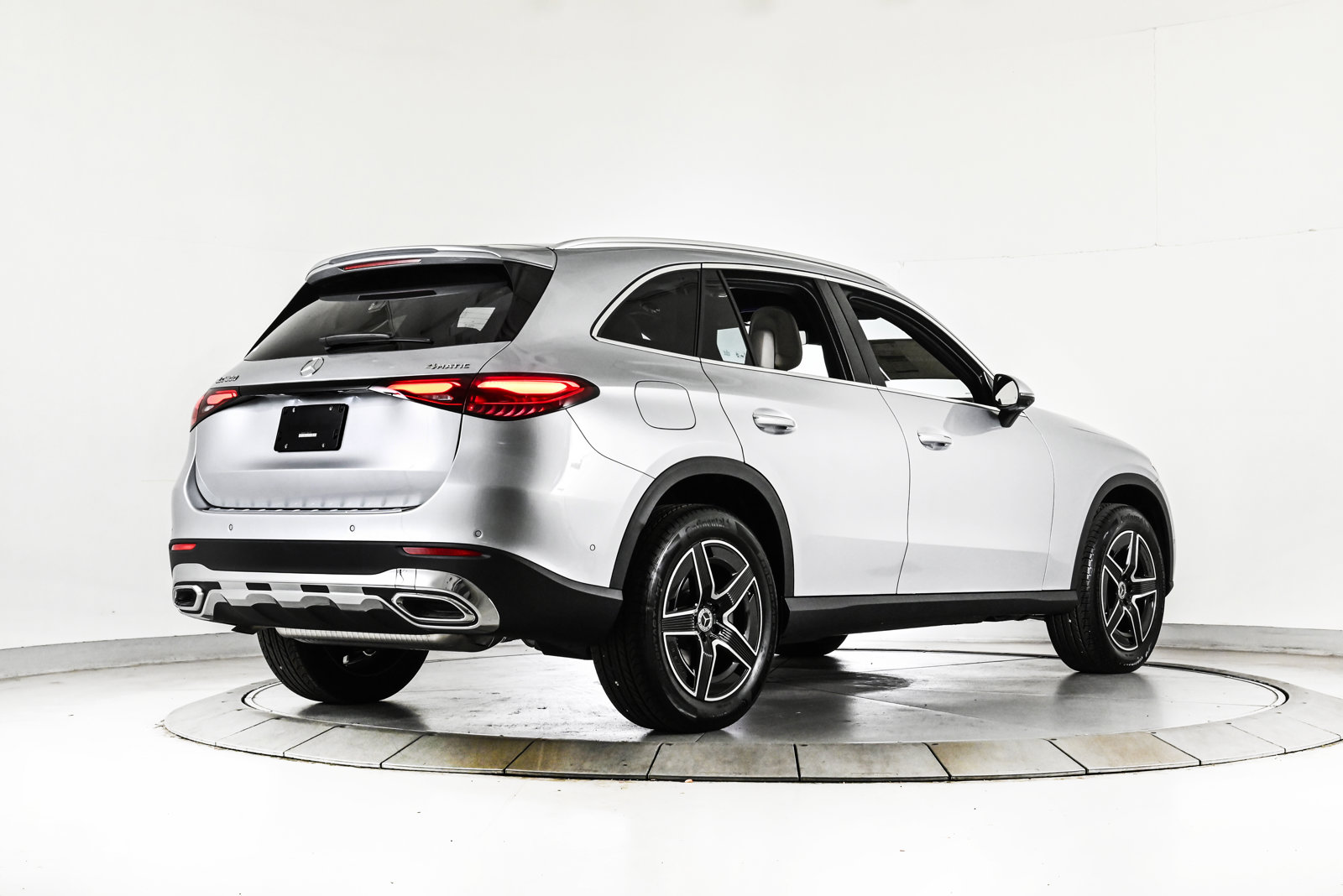 2026 MERCEDES-BENZ GLC-CLASS - Image 5