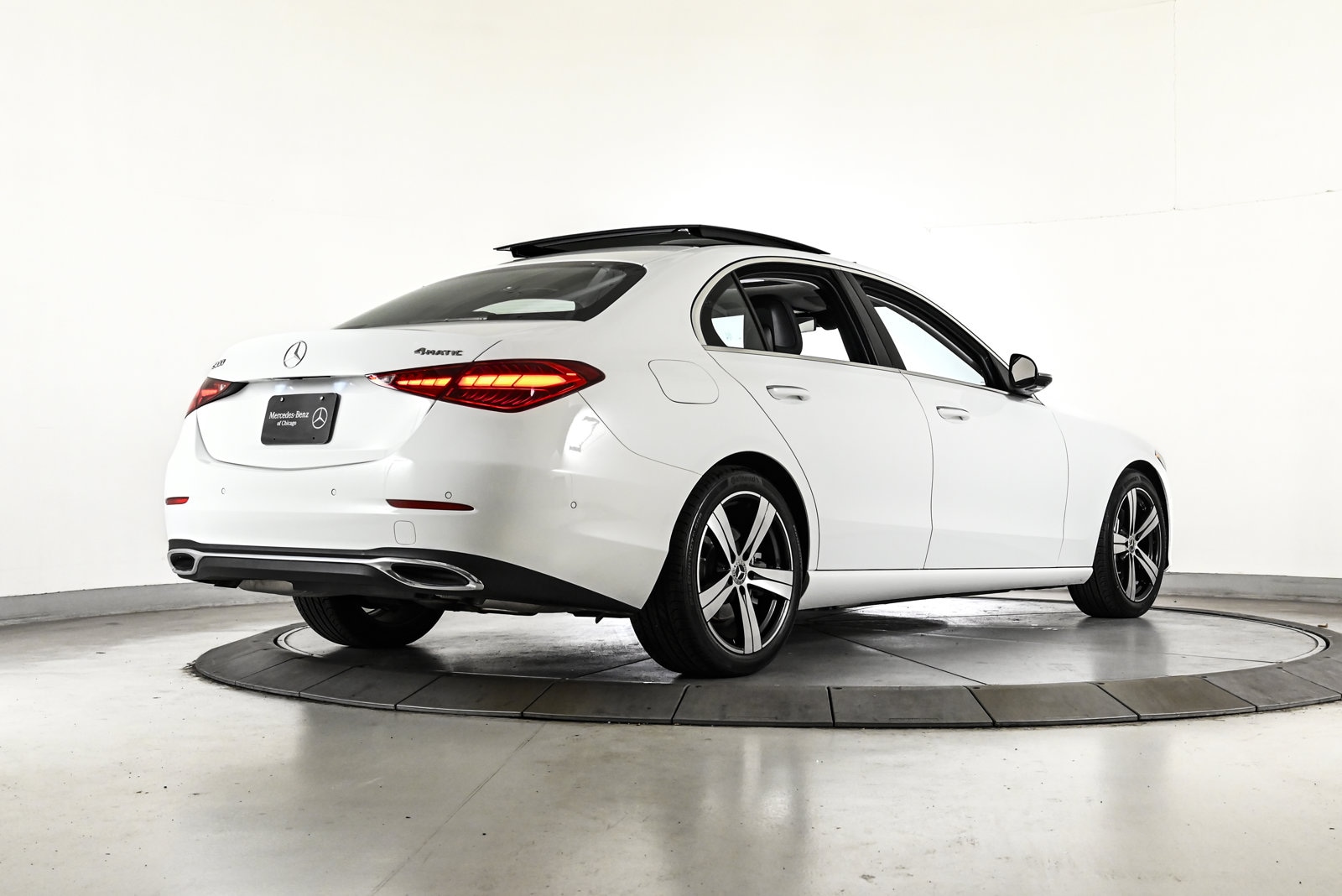 2025 MERCEDES-BENZ C-CLASS - Image 4