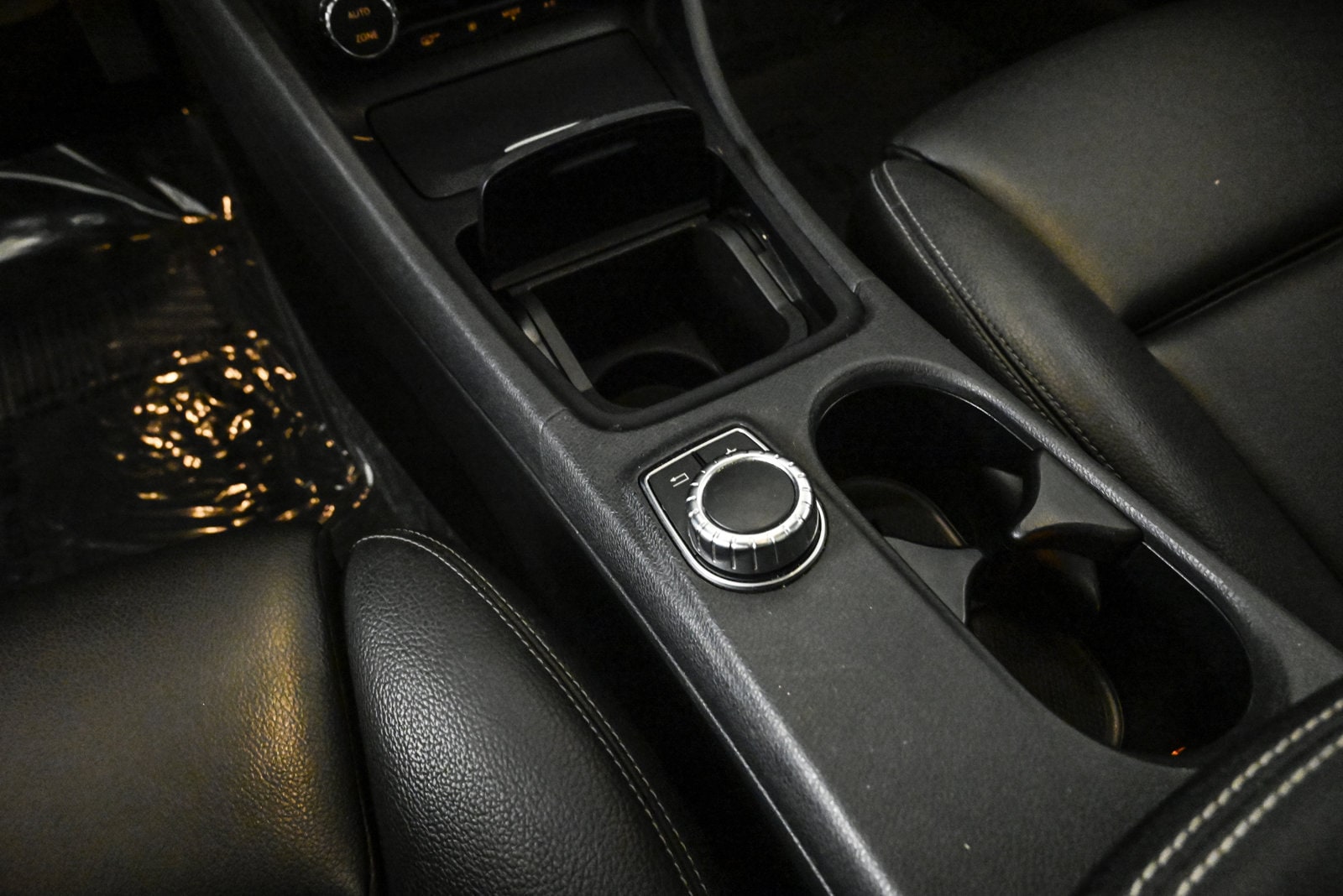 2016 MERCEDES-BENZ GLA-CLASS - Image 13