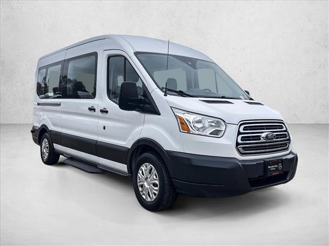 2017 Ford Transit photo 3