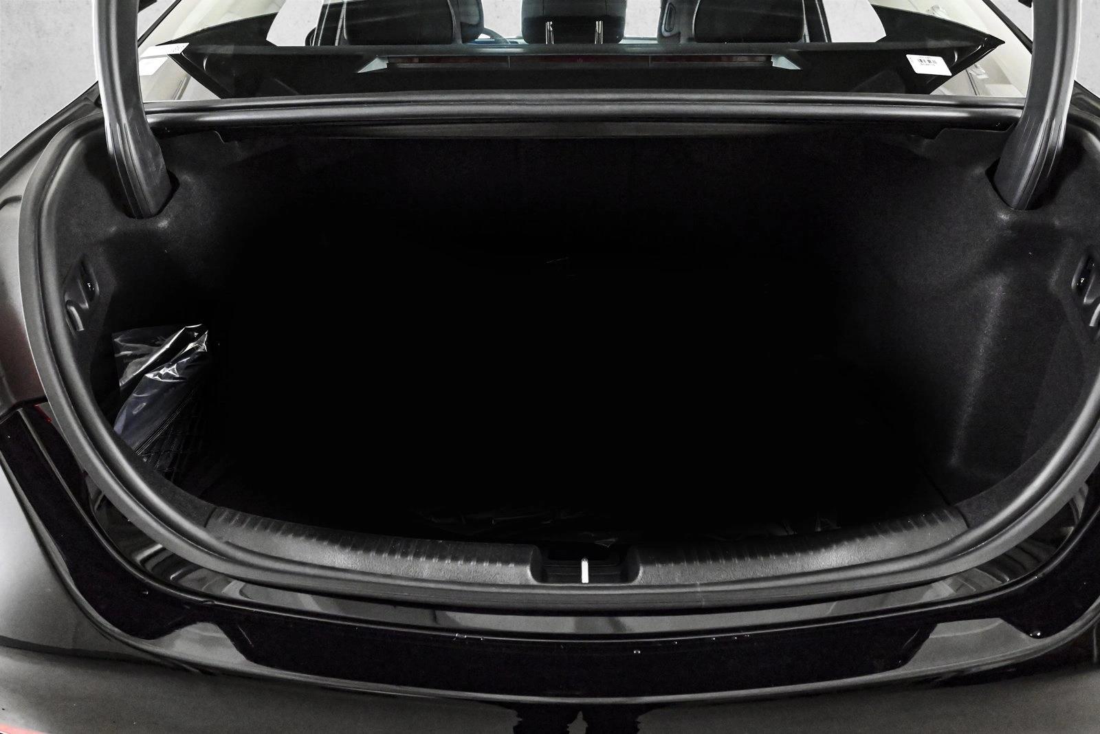 2026 MERCEDES-BENZ C-CLASS - Image 6