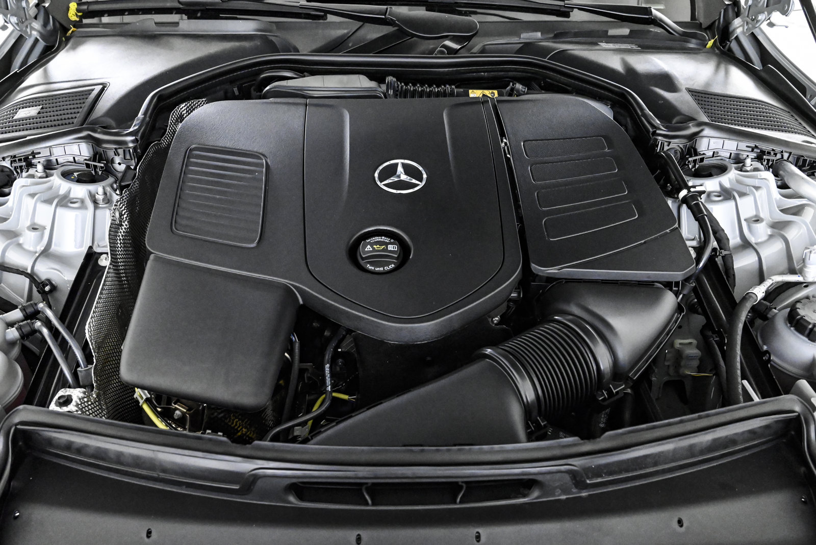 2025 MERCEDES-BENZ C-CLASS - Image 25