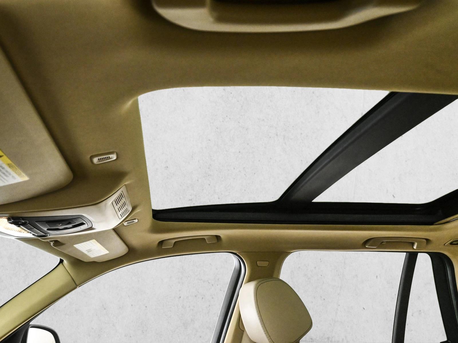 2017 BMW X3 - Image 16