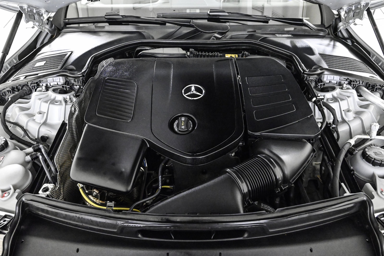 2025 MERCEDES-BENZ C-CLASS - Image 25