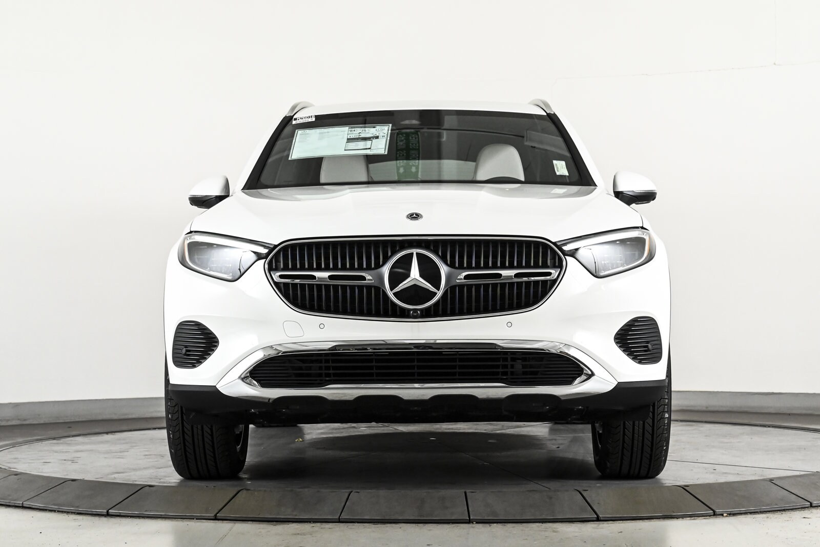 2025 MERCEDES-BENZ GLC-CLASS - Image 2