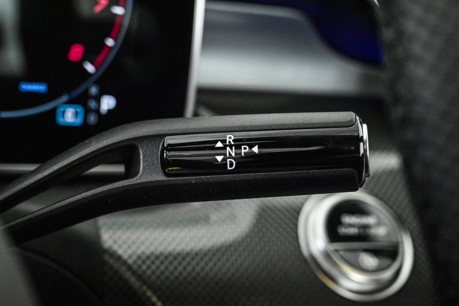 2026 MERCEDES-BENZ C-CLASS - Image 12