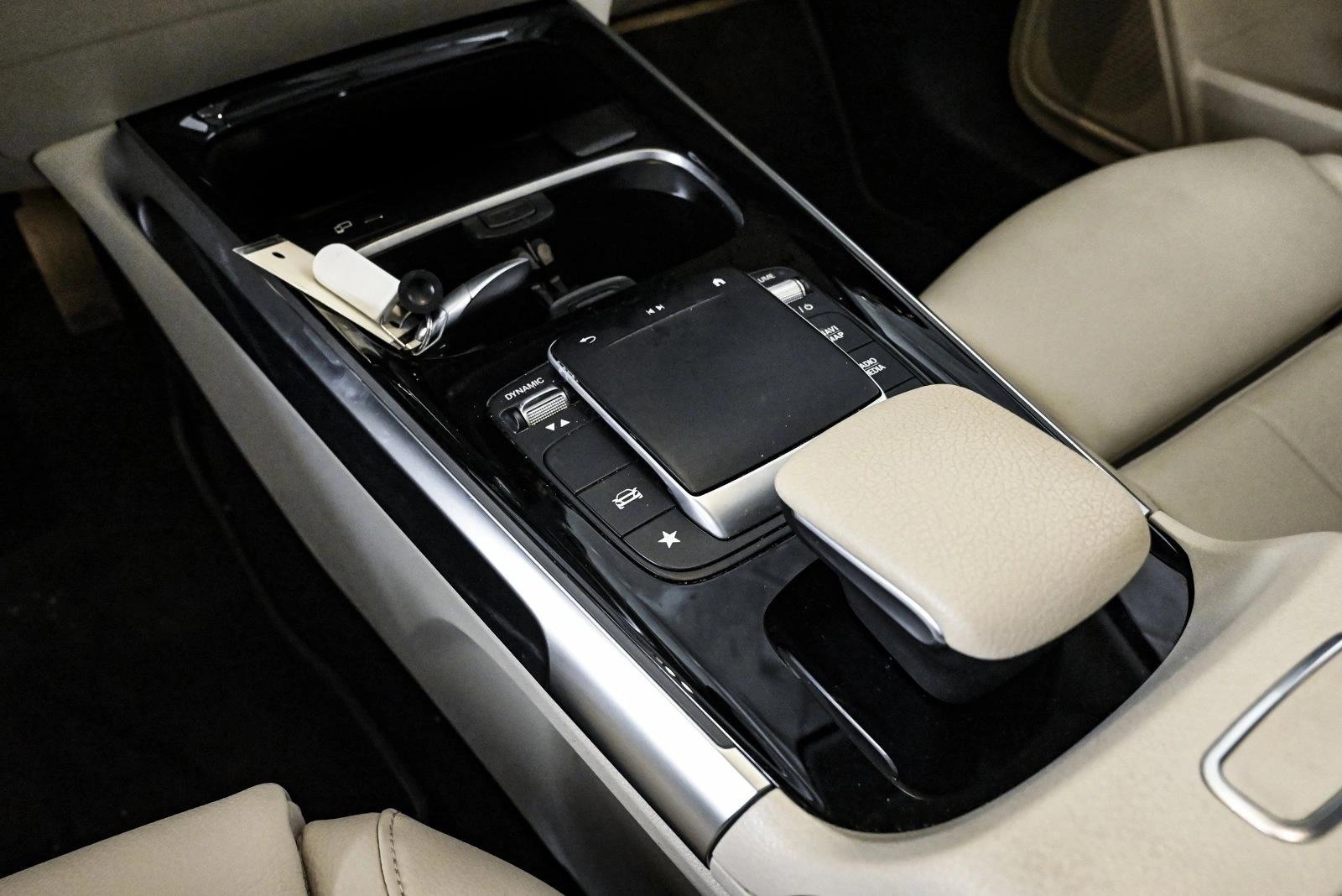 2021 MERCEDES-BENZ GLB-CLASS - Image 12