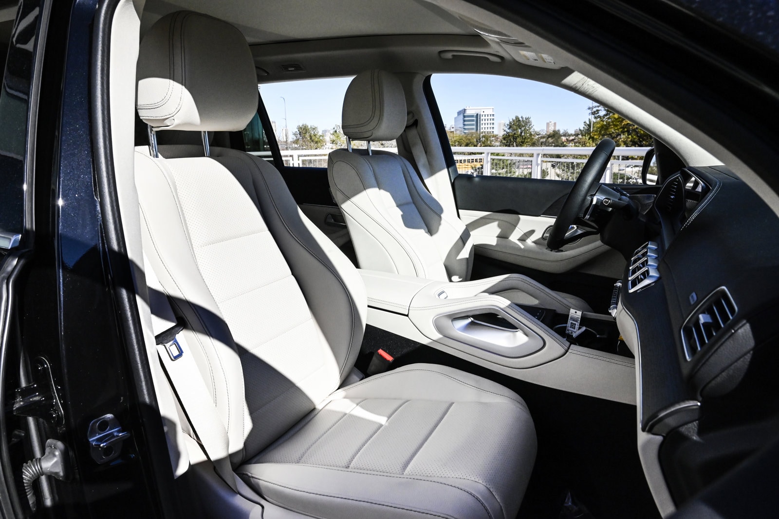 2025 MERCEDES-BENZ GLS-CLASS - Image 18