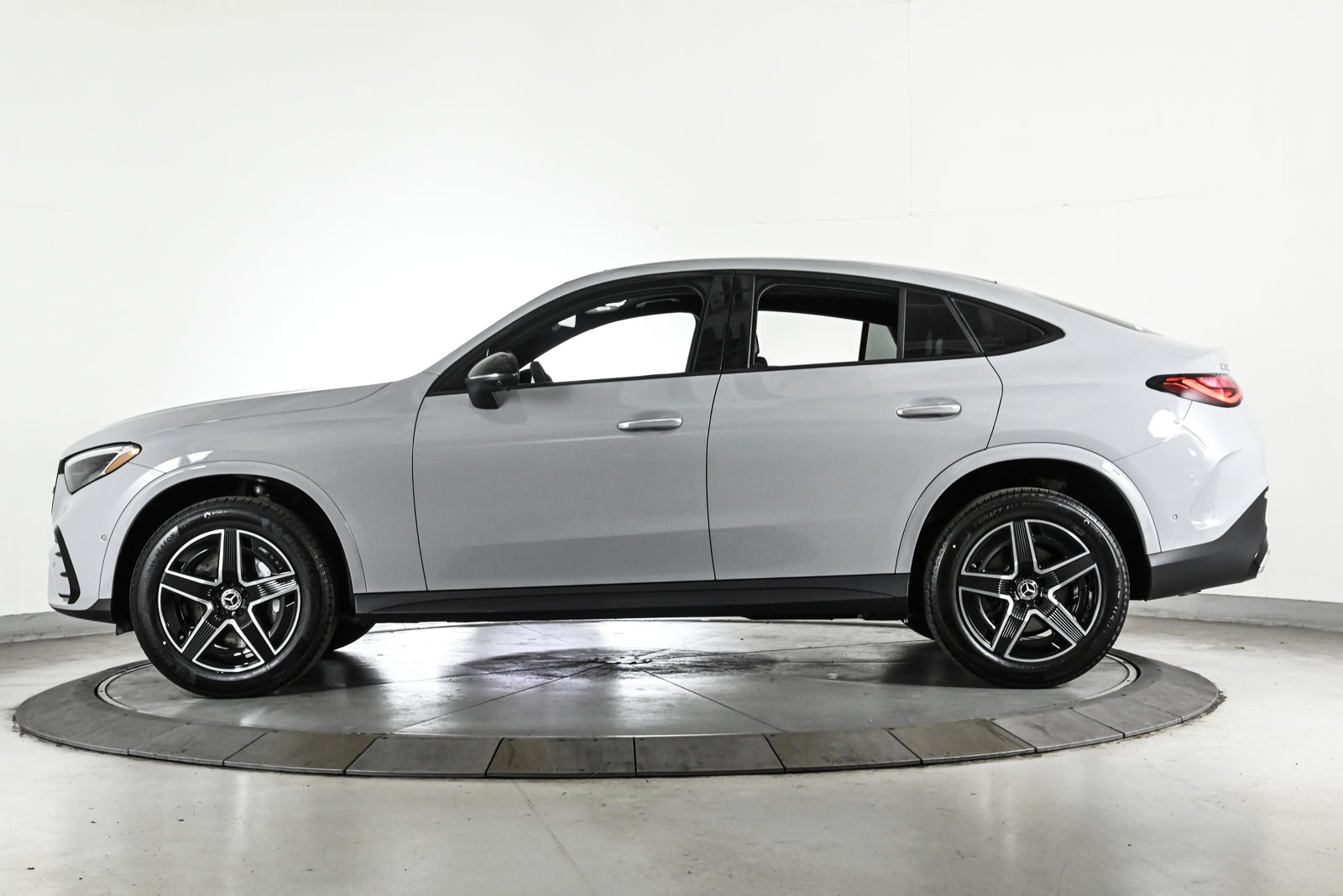 2026 MERCEDES-BENZ GLC-CLASS - Image 8