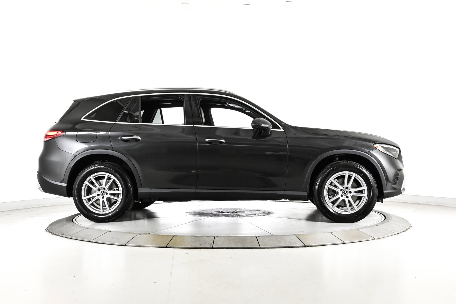 2026 MERCEDES-BENZ GLC-CLASS - Image 4