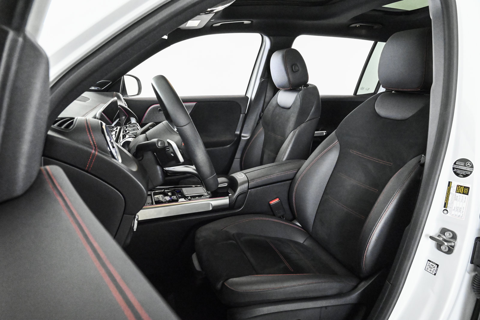 2023 MERCEDES-BENZ EQB-CLASS - Image 17