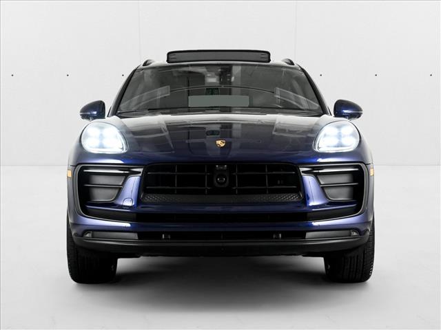 2024 Porsche Macan T photo 2