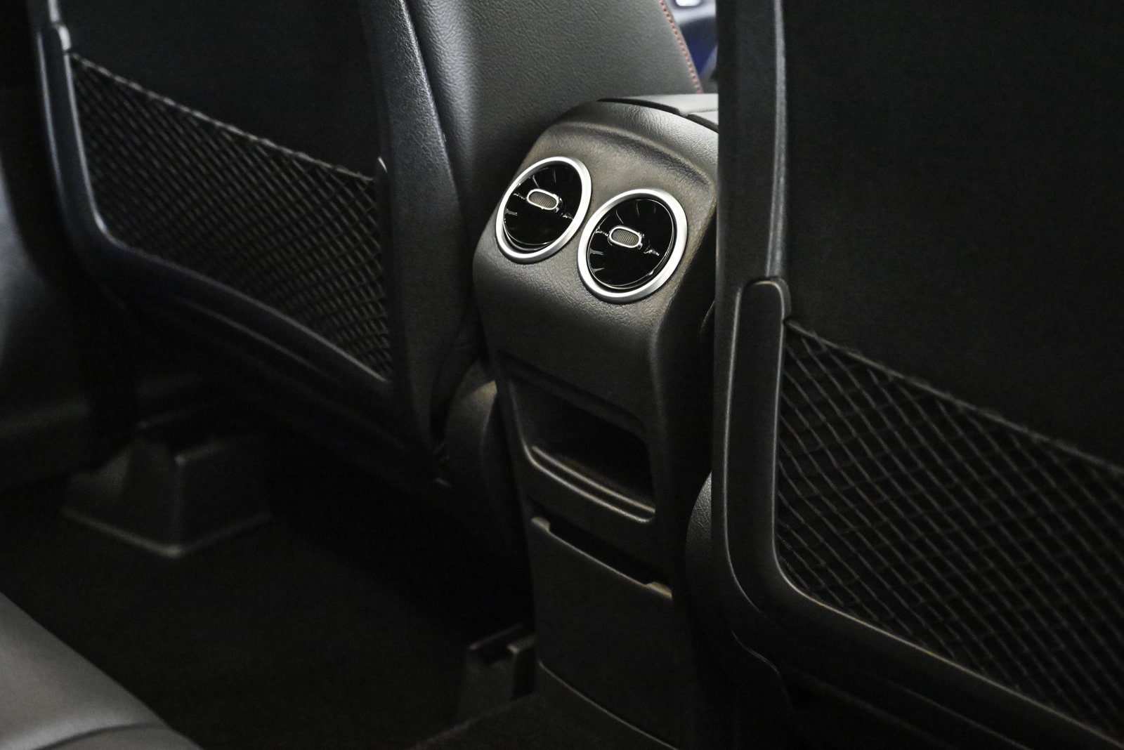 2026 MERCEDES-BENZ GLB-CLASS - Image 19