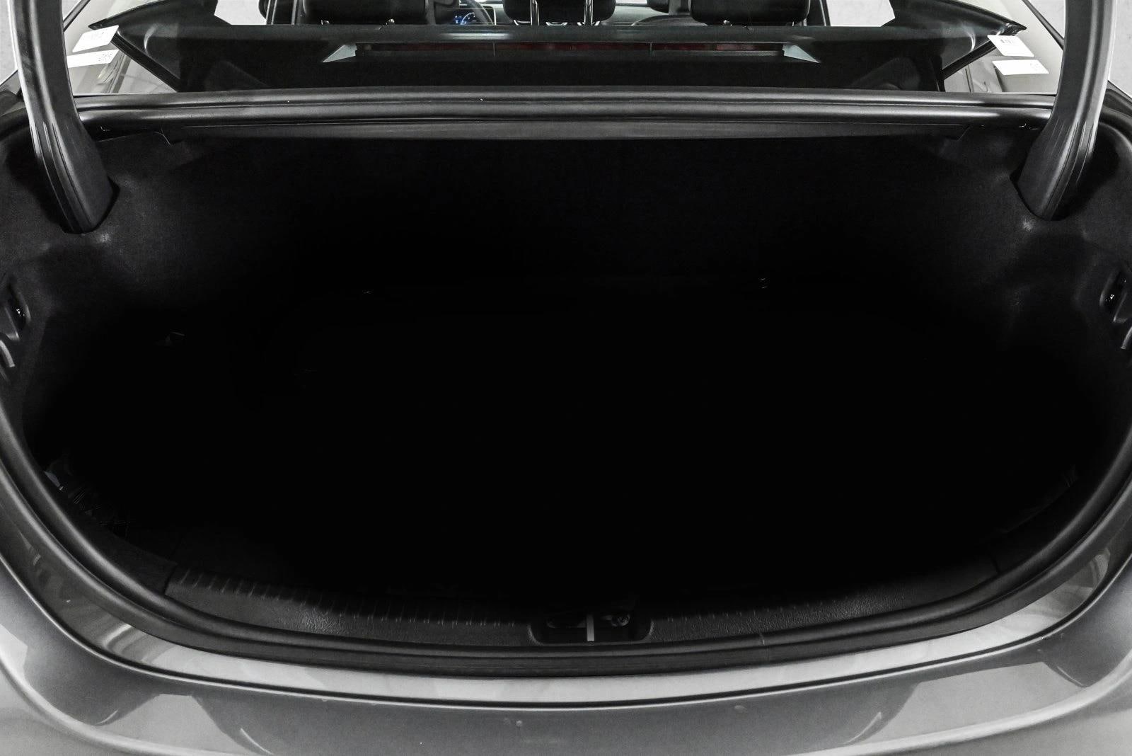 2026 MERCEDES-BENZ C-CLASS - Image 6