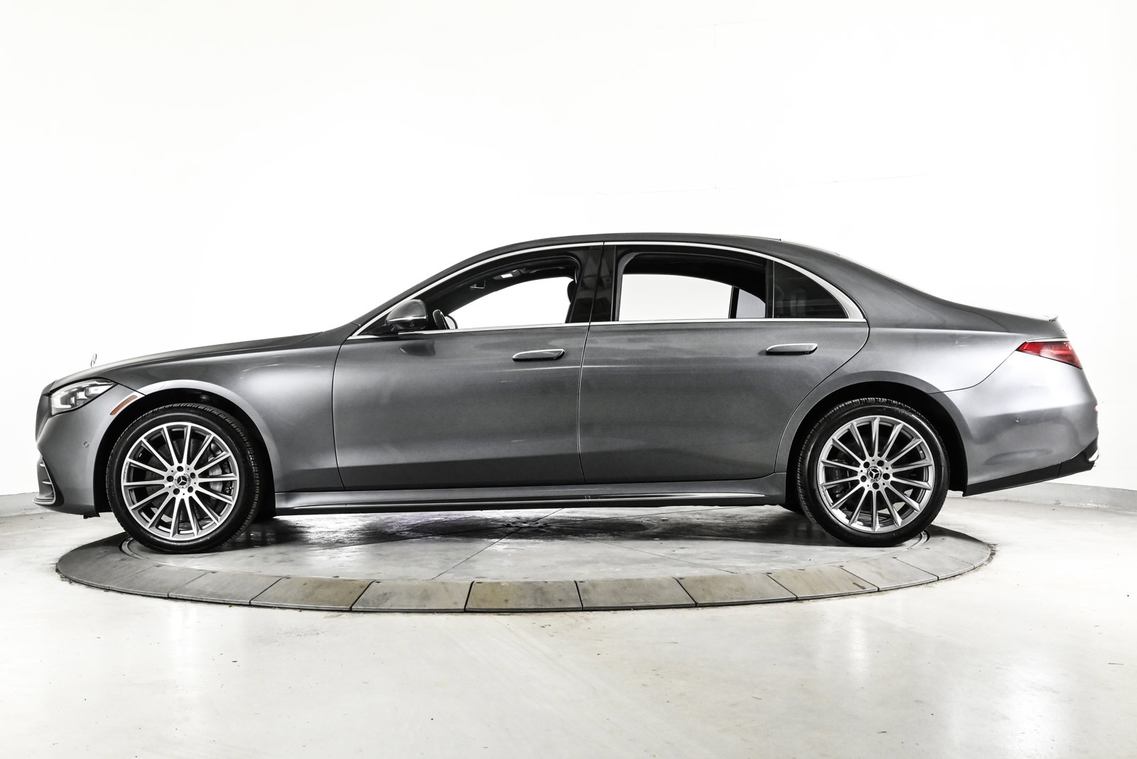 2022 MERCEDES-BENZ S-CLASS - Image 9