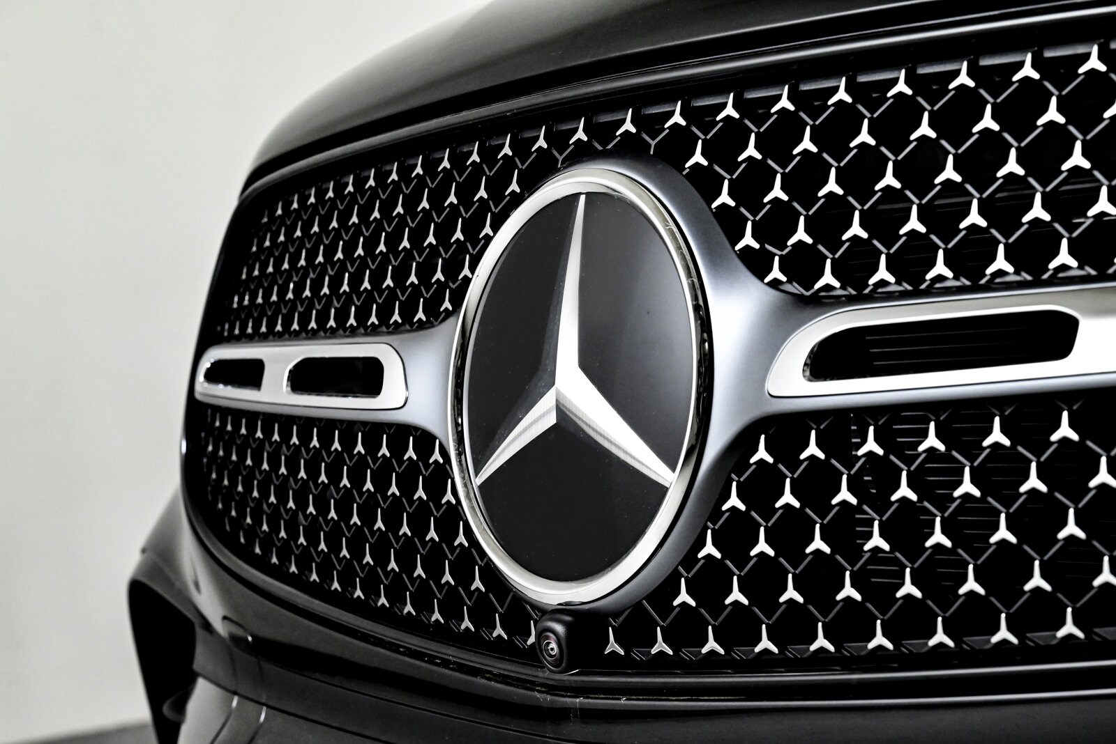 2025 MERCEDES-BENZ GLC-CLASS - Image 3