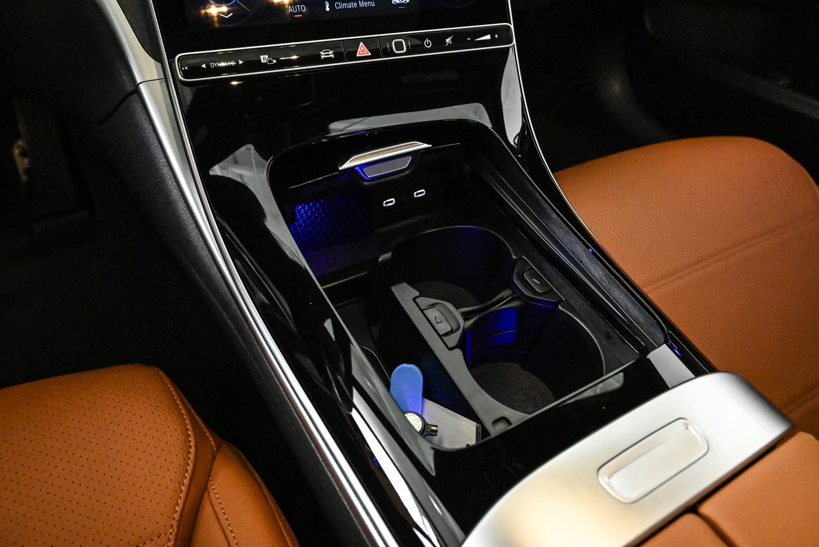 2026 MERCEDES-BENZ C-CLASS - Image 13