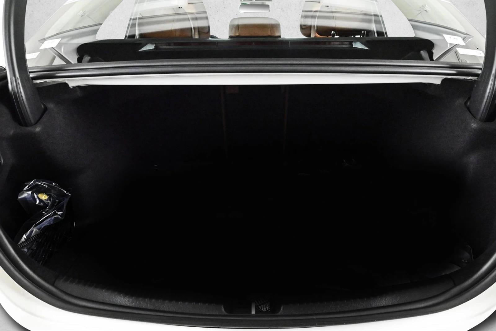 2026 MERCEDES-BENZ C-CLASS - Image 6