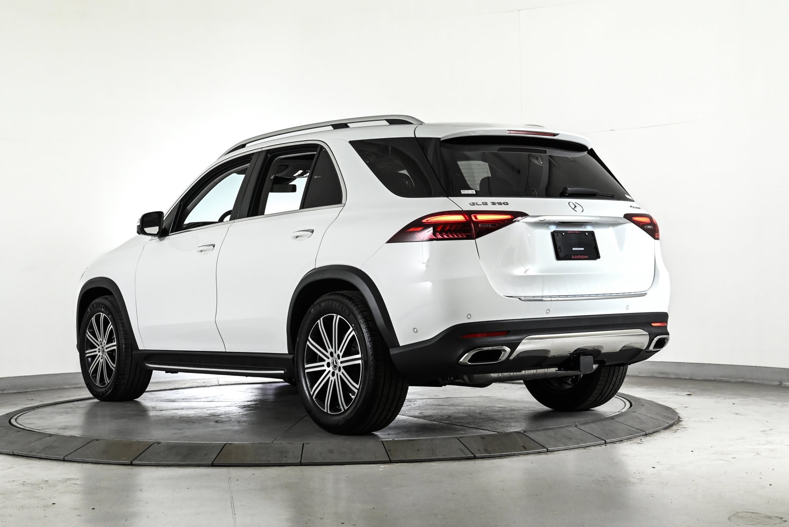 2026 MERCEDES-BENZ GLE-CLASS - Image 8