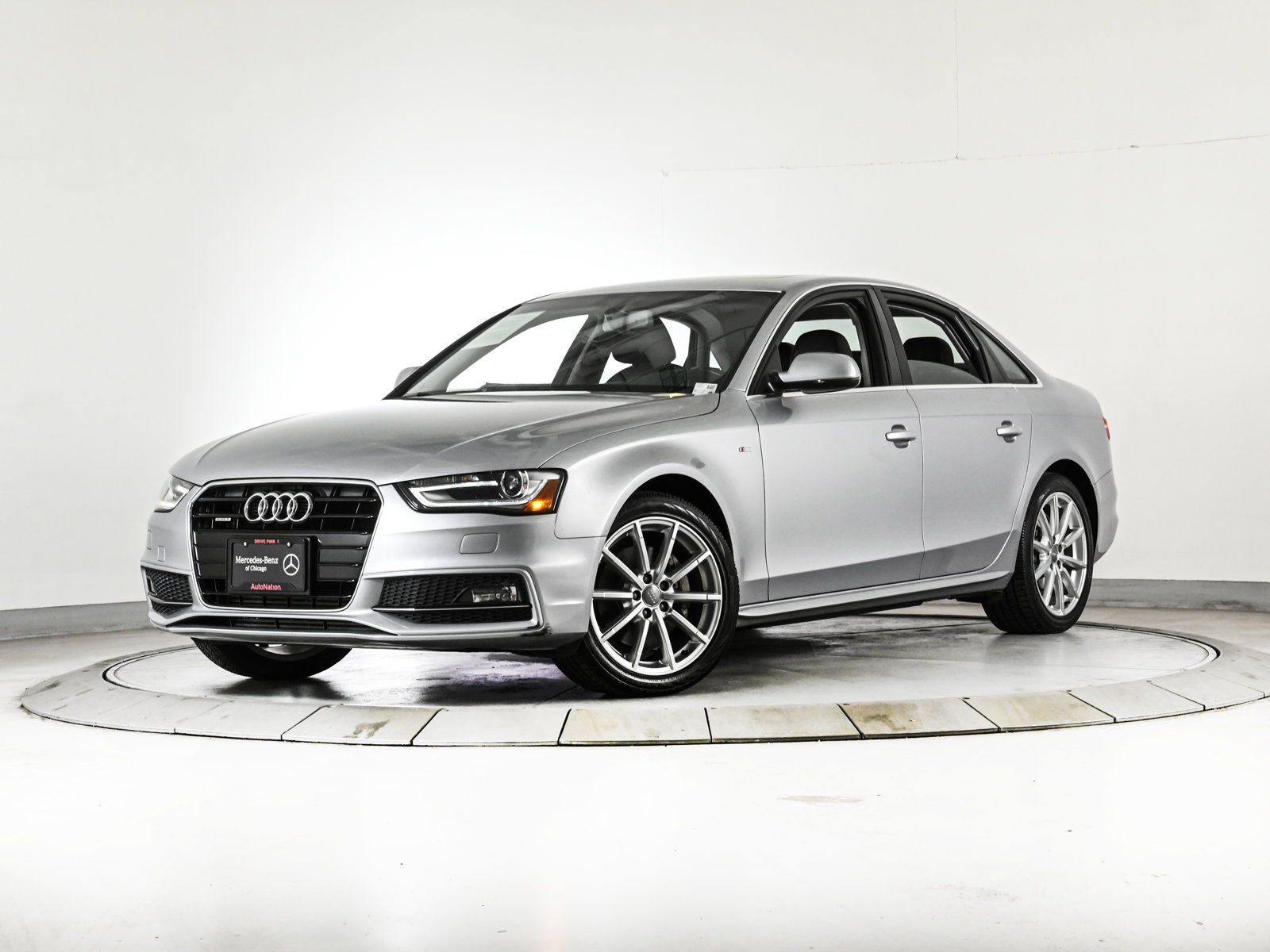 2016 Audi A4 2.0T quattro tiptronic Premium Plus's photo