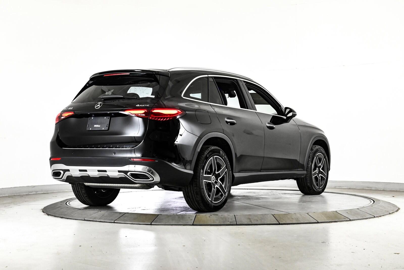 2026 MERCEDES-BENZ GLC-CLASS - Image 5