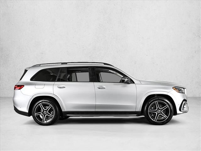2026 Mercedes Benz GLS 450 4MATIC photo 4
