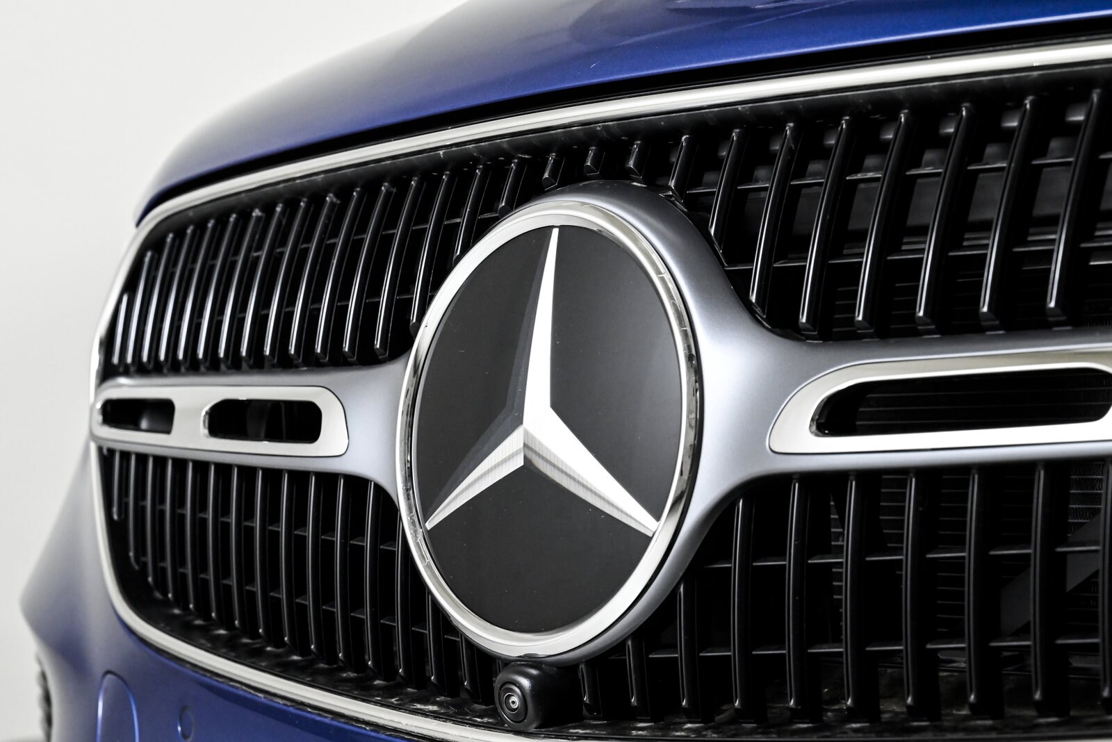 2025 MERCEDES-BENZ GLC-CLASS - Image 3