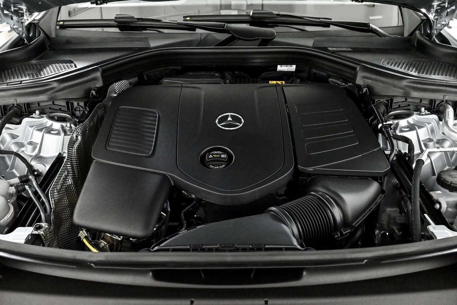 2025 MERCEDES-BENZ GLC-CLASS - Image 13