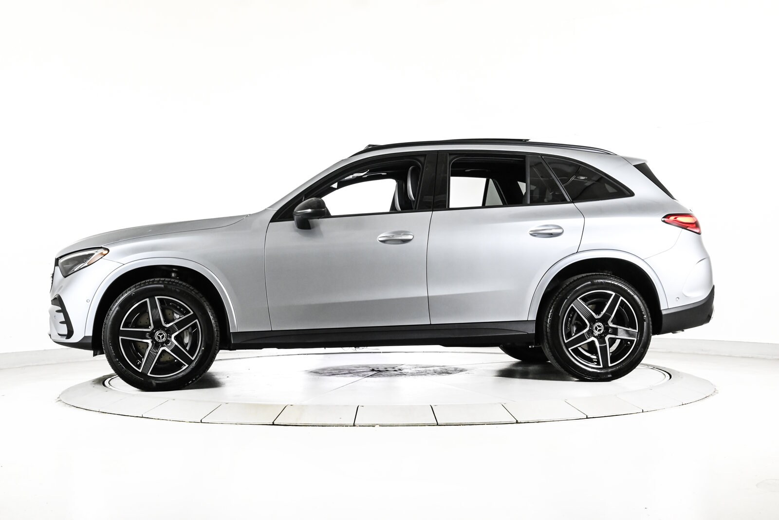 2026 MERCEDES-BENZ GLC-CLASS - Image 9