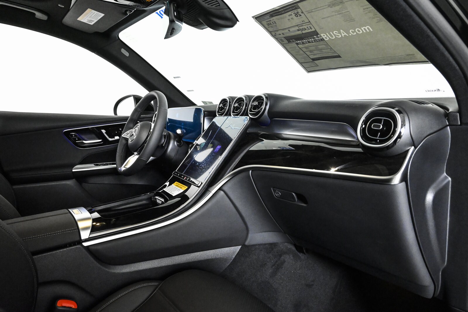 2026 MERCEDES-BENZ GLC-CLASS - Image 24