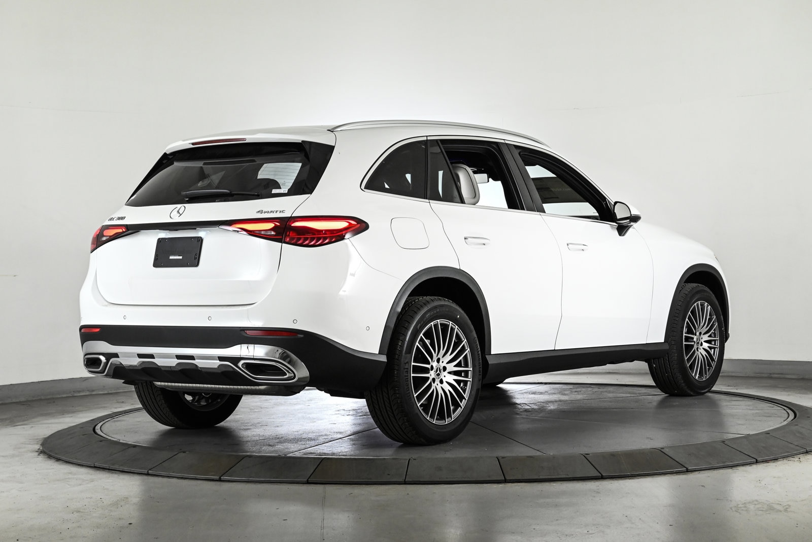 2026 MERCEDES-BENZ GLC-CLASS - Image 5