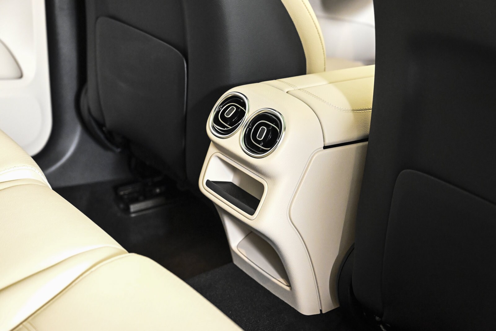 2026 MERCEDES-BENZ GLC-CLASS - Image 19