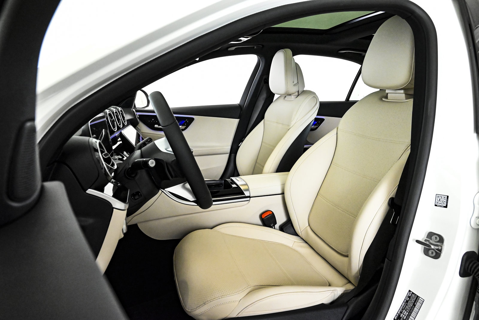 2025 MERCEDES-BENZ C-CLASS - Image 18