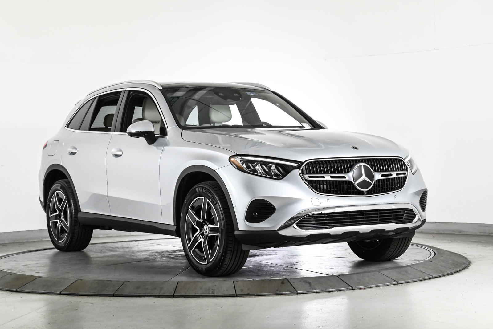 2026 MERCEDES-BENZ GLC-CLASS - Image 3